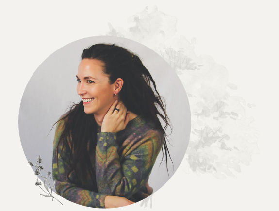 Profile photo of Betsy Thompson, Immersive Meditation Guide & Growth Coach